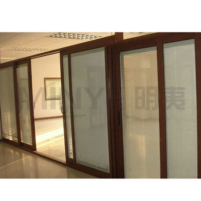 Crear una conexión interior-exterior sin fisuras con puertas corredizas de aluminio patio