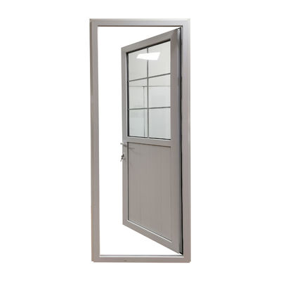 Puertas interiores de UPVC con buena estanqueidad al aire y al agua