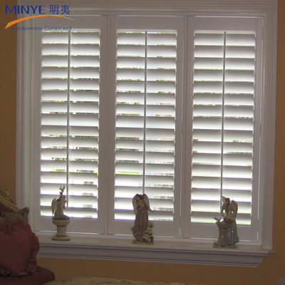 Ventanas de alta gama con revestimiento de polvo liso de PVC / UPVC Jalousie Louver para persianas duraderas
