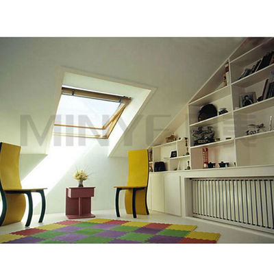 Aluminio revestimiento de perfiles de madera centro pivote apertura claraboya con 1,4 mm de espesor