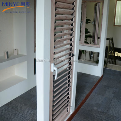 Persianas triangulares personalizables con puerta de perfil de aluminio de Shanghai