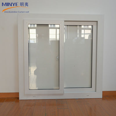 REHAU Ventana corredera de PVC personalizable y duradera con parrillas de acero inoxidable