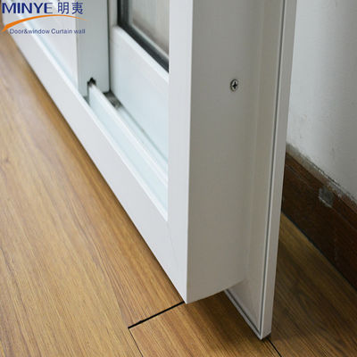 Función a prueba de viento Vidrio doble corredero UPVC Ventanas verticales con ventaja de ahorro de energía