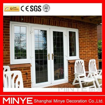 Buena estanqueidad al aire y al agua PVC/UPVC Casement Glass Puerta principal con parrillas