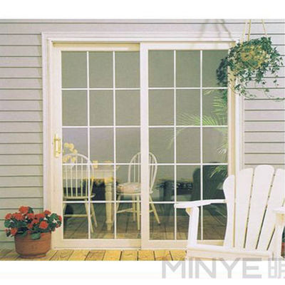 Ventanas corredizas de vidrio templado de PVC/PVC con parrillas decorativas y función a prueba de viento