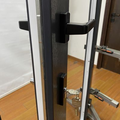 Puertas de cristal laminado de PVC de alta durabilidad para exteriores e interiores