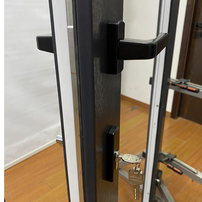 Estilo de diseño moderno colgante vertical de puerta UPVC para villa hecho de aluminio
