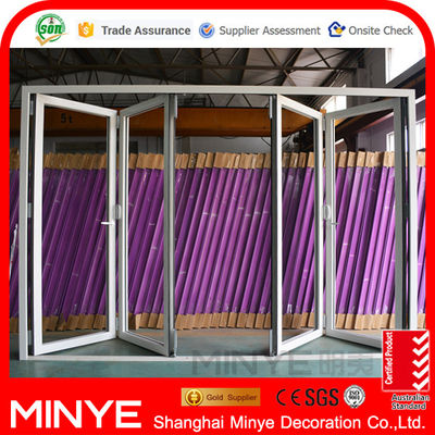 Puertas giratorias hechas de aleación de aluminio Puertas de vidrio de doble acero para propiedades comerciales