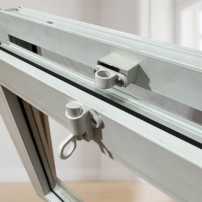 Ventana invertida de PVC de tamaño personalizado de estilo europeo con excelente sellado antirrobo
