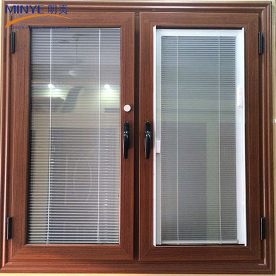 Diseño de parrilla de ventanas de hierro para ventanas de doble acristalamiento en patrón horizontal