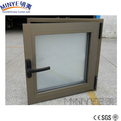 Diseño de parrilla de ventanas de hierro para ventanas de doble acristalamiento en patrón horizontal