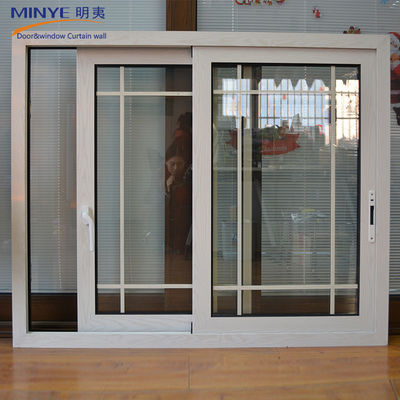 Diseño de parrilla de ventana de hierro personalizado con espesor de perfil de 1.4mm-2.0mm y necesidades de red