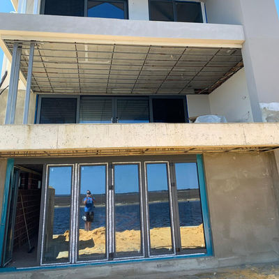 Diseño de puerta de parrilla de hierro principal plegable de aluminio para ventanas y puertas de tamaño personalizado