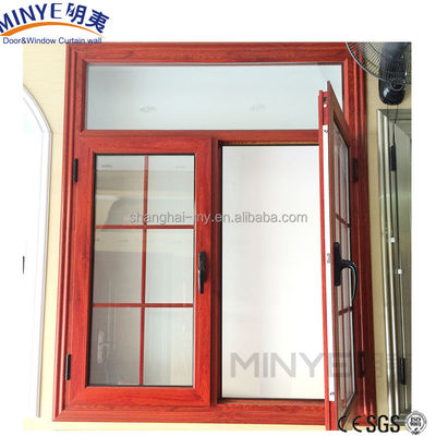 Ventana de revestimiento con arco de aleación de aluminio con estilo abierto y diseño de parrilla