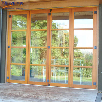 Experimenta el superior de la maquinaria alemana con una puerta plegable de aluminio que ahorra energía