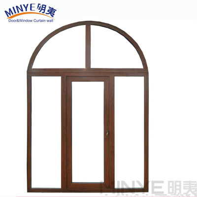 Ventanas de arco de aluminio con marco de madera y patrón de apertura horizontal en el diseño moderno