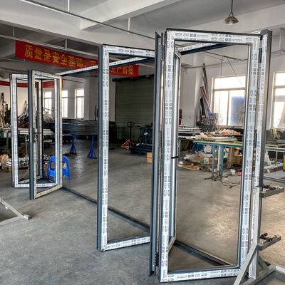 Hardware Interiores insonorizados Doble acristalamiento Doble acristalamiento de aluminio de vidrio Termal ruptura Doble patio Puertas plegables