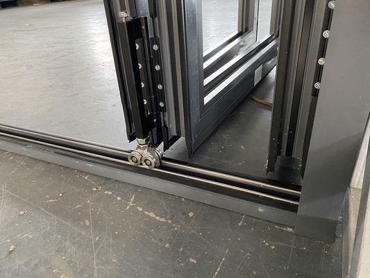 Puerta plegable de patio de doble ruptura térmica de aluminio para aislamiento térmico y acústico