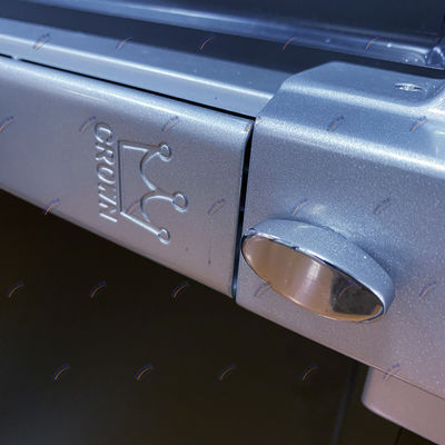 Mejorar sus puertas exteriores con una puerta de aluminio negro de doble pivote de 2,0 mm de espesor