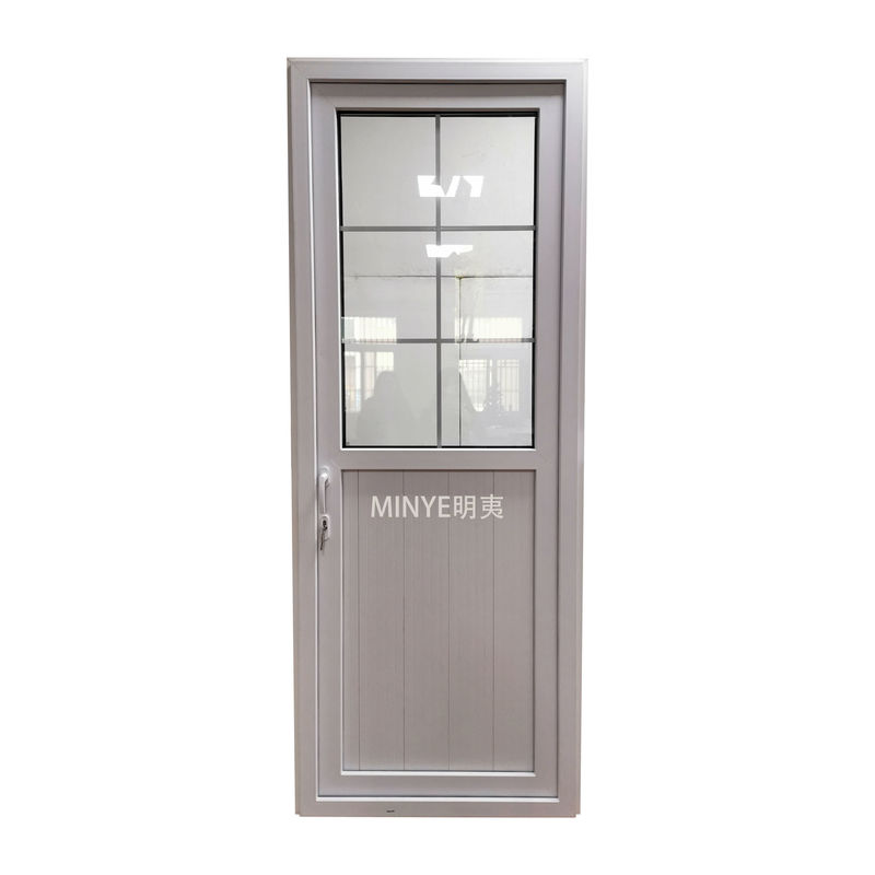 Puertas interiores de UPVC con buena estanqueidad al aire y al agua