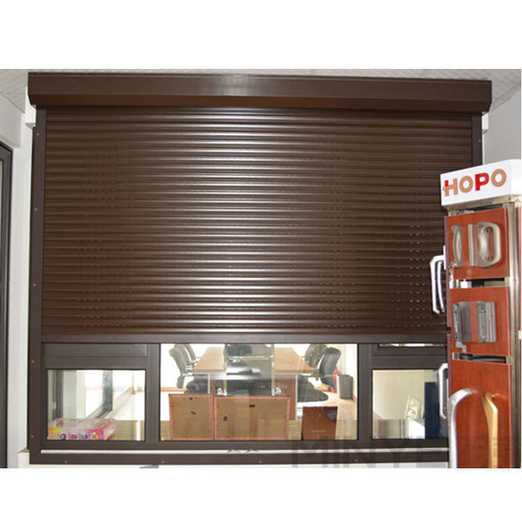 Superficie terminada Puertas de garaje de diseño japonés con aleación de aluminio 6063-T5