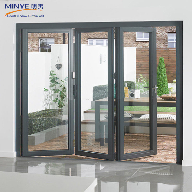 Puerta plegable de aluminio con aislamiento acústico con 4 paneles Puerta de pantalla de aluminio en diseño moderno