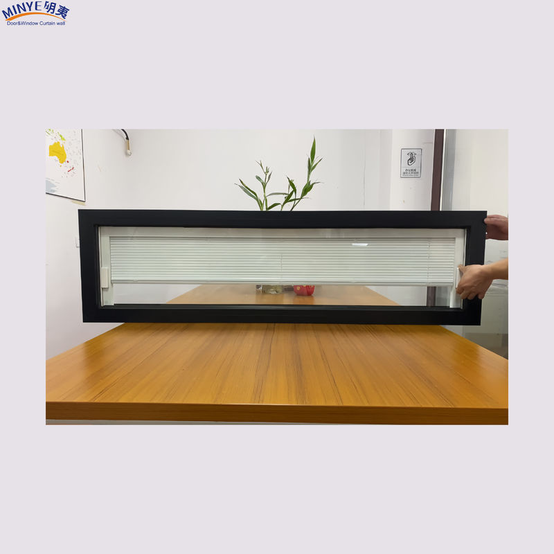 Redes de pantalla de fibra de vidrio a prueba de viento persianas de apertura horizontal incorporadas de aleación de aluminio ventana fija para uso comercial