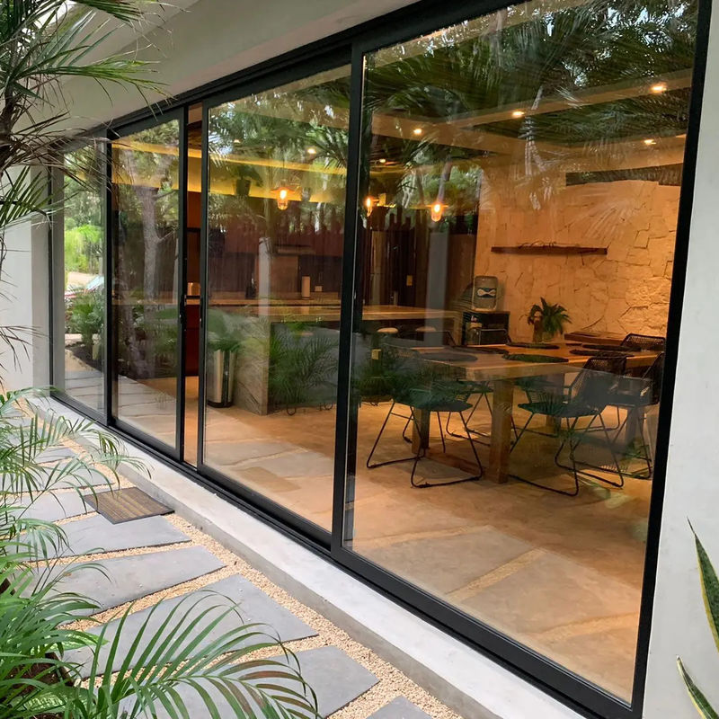 Puerta de apilamiento a prueba de agua para el patio de la casa Diseño aislamiento térmico insonorizado ahorrar energía