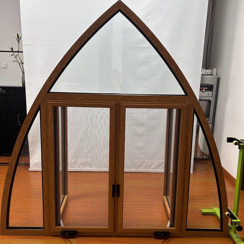 Buena sellado Europa estilo ventana de revestimiento con aislamiento térmico y tamaño personalizado